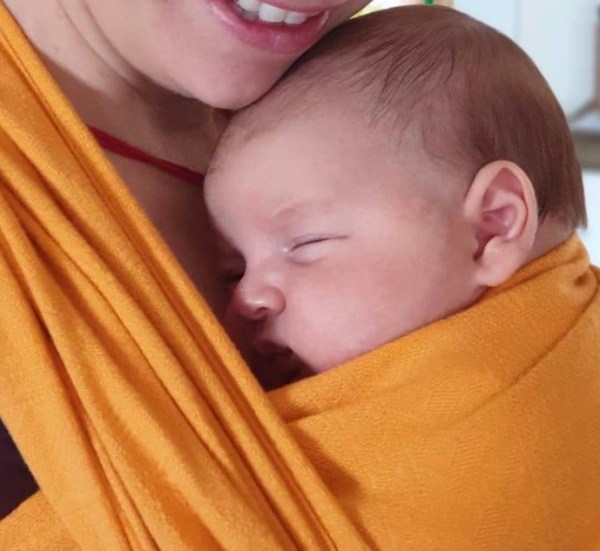 a6906ab5-9085-4f0c-bb49-3da312b07f7e